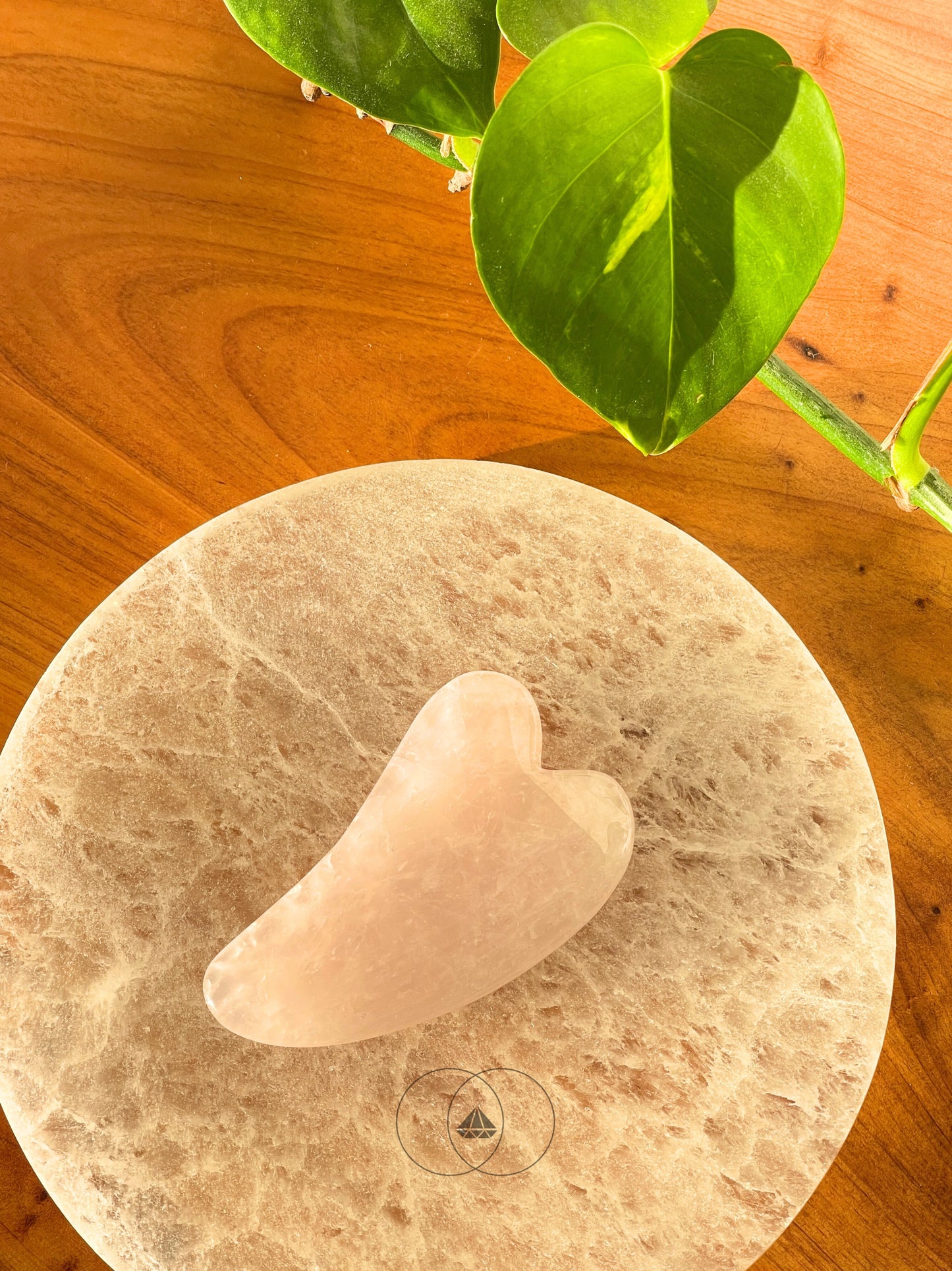 Cuarzo Rosa Gua Sha - AUTO AMOR