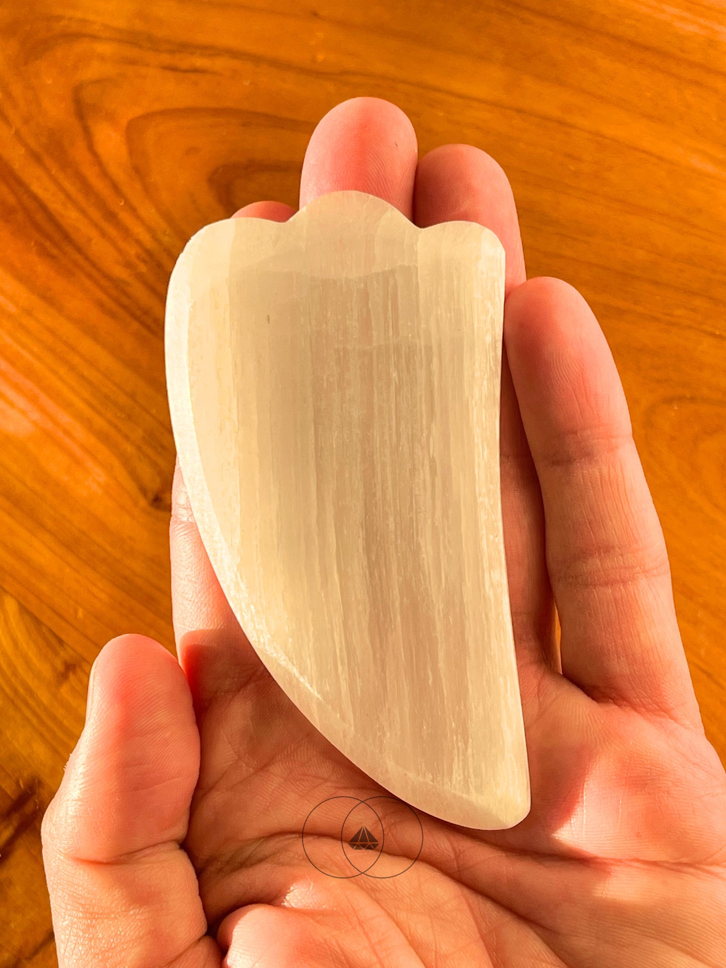 Gua Sha Selenita blanca